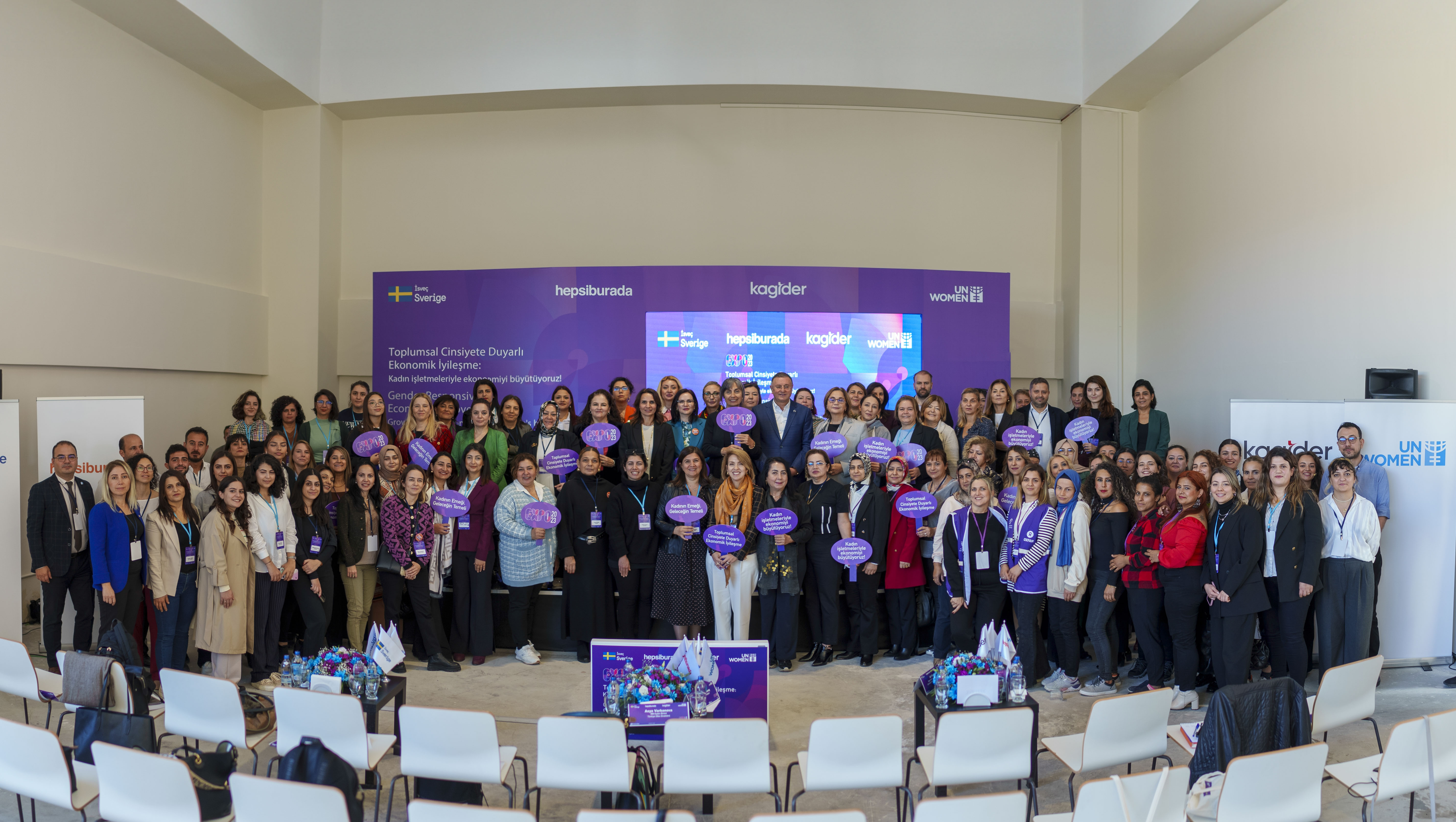 More than 150 women entrepreneurs joined UN Women’s “Gender Responsive Economic Recovery” conference in earthquake-hit Hatay, Türkiye, to promote women’s leadership in economic recovery.  Photo: UN Women