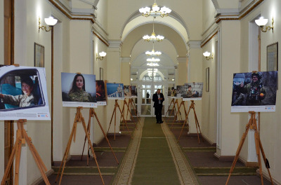 Фотовыставка «Женщины в вооруженных силах Украины» был открыта в Министерстве обороны в преддверии Международного женского дня. Фото: Министерство обороны, Украина