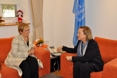 Ms. Ingibjorg Solrun Gisladottir, UN Women’s Regional Director for Europe and Central Asia and Representative to Turkey, meets Lisa Buttenheim, the Special Representative of the UN Secretary-General in Cyprus, on 5 May while on a visit to the island. UNFICYP/Robert Szakszon