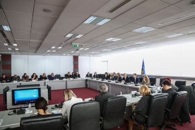 Representatives of Kosovo institutions, international organizations, associations, civil society organizations and accredited ambassadors in Kosovo, during the government-organized meeting on 30th of January 2017. Photo: Petrit Rrahmani