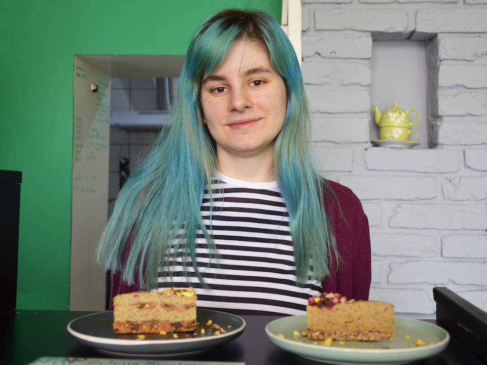 Experimenting with vegan recipes led 24-year-old Naida Bojičić to open a small restaurant named Zelena Sredina in Sarajevo in 2021.