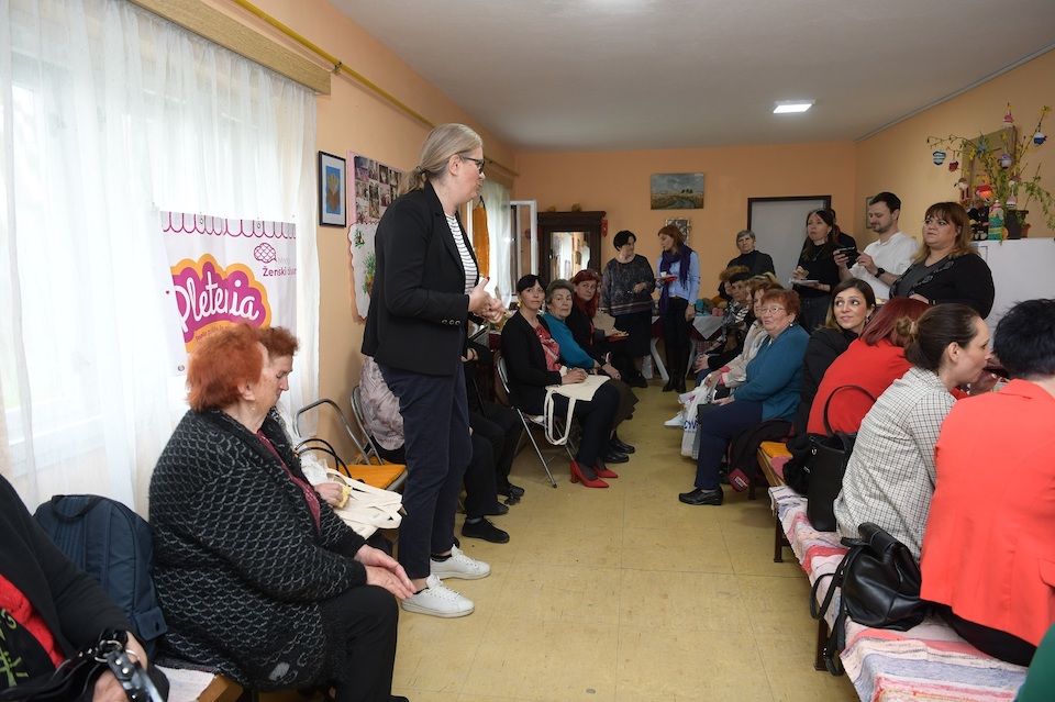 One of the gatherings of rural women from the Women's Divan network in the village of Iđoš. Photo credit UN Women Serbia