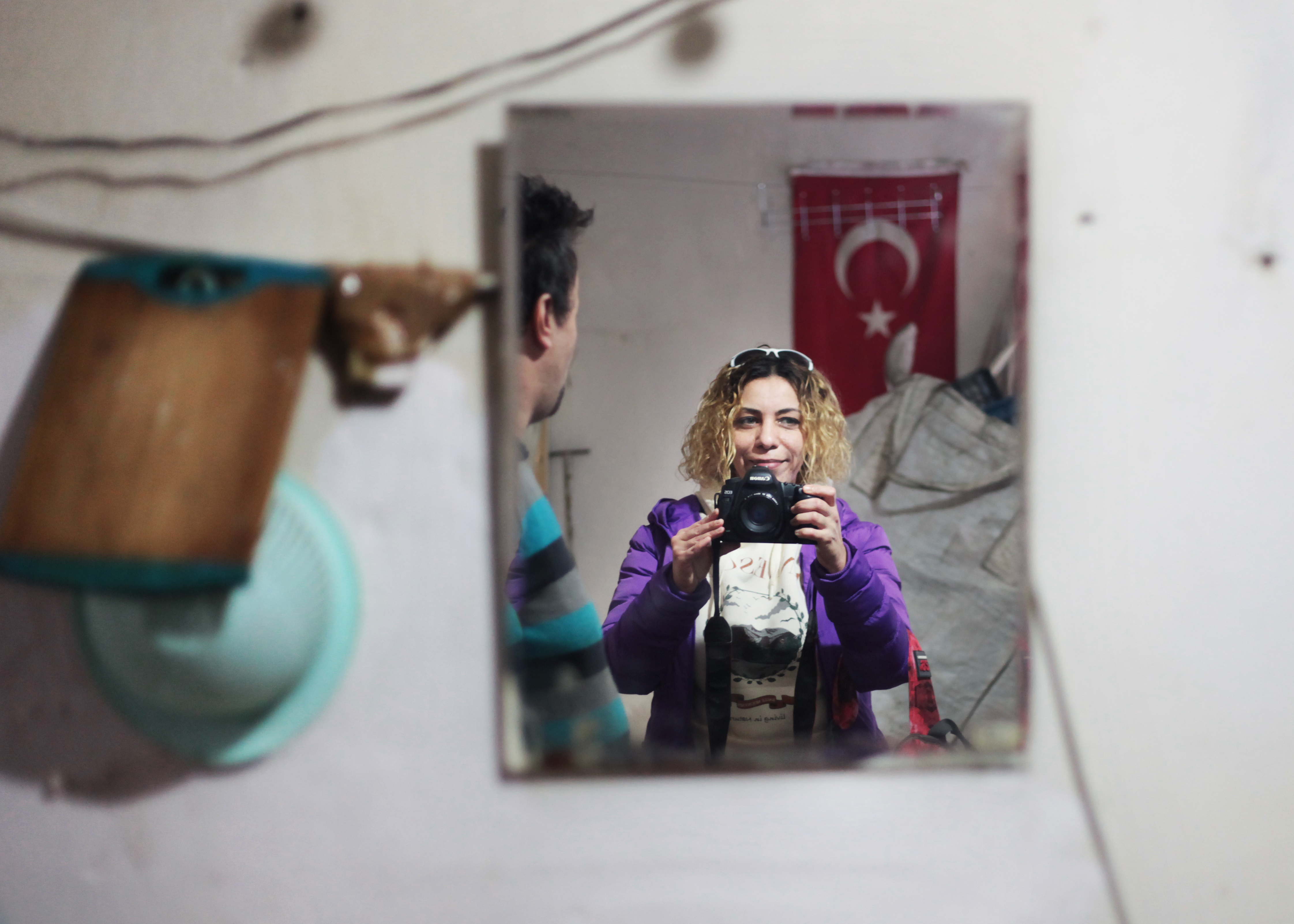 Photographer Özge Ergin takes photos in isolated neighborhoods of İstanbul. Photo: Özge Ergin. 