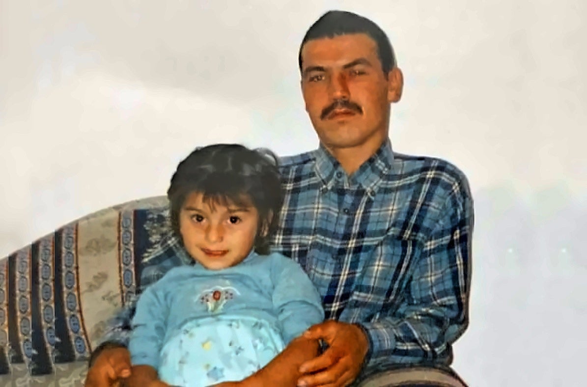 Eda Tuğsuz and her father İbrahim Tuğsuz. 