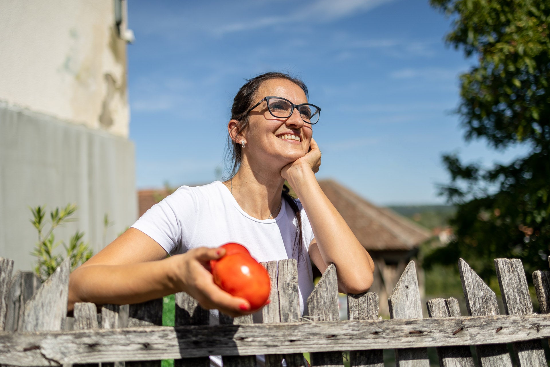 Sanja Jaranovic, member of the Women’s Association “Orasac”, has improved her production thanks to gender-responsive budgeting and support from the Municipality of Arandjelovac. Photo: Igor Mandic. 