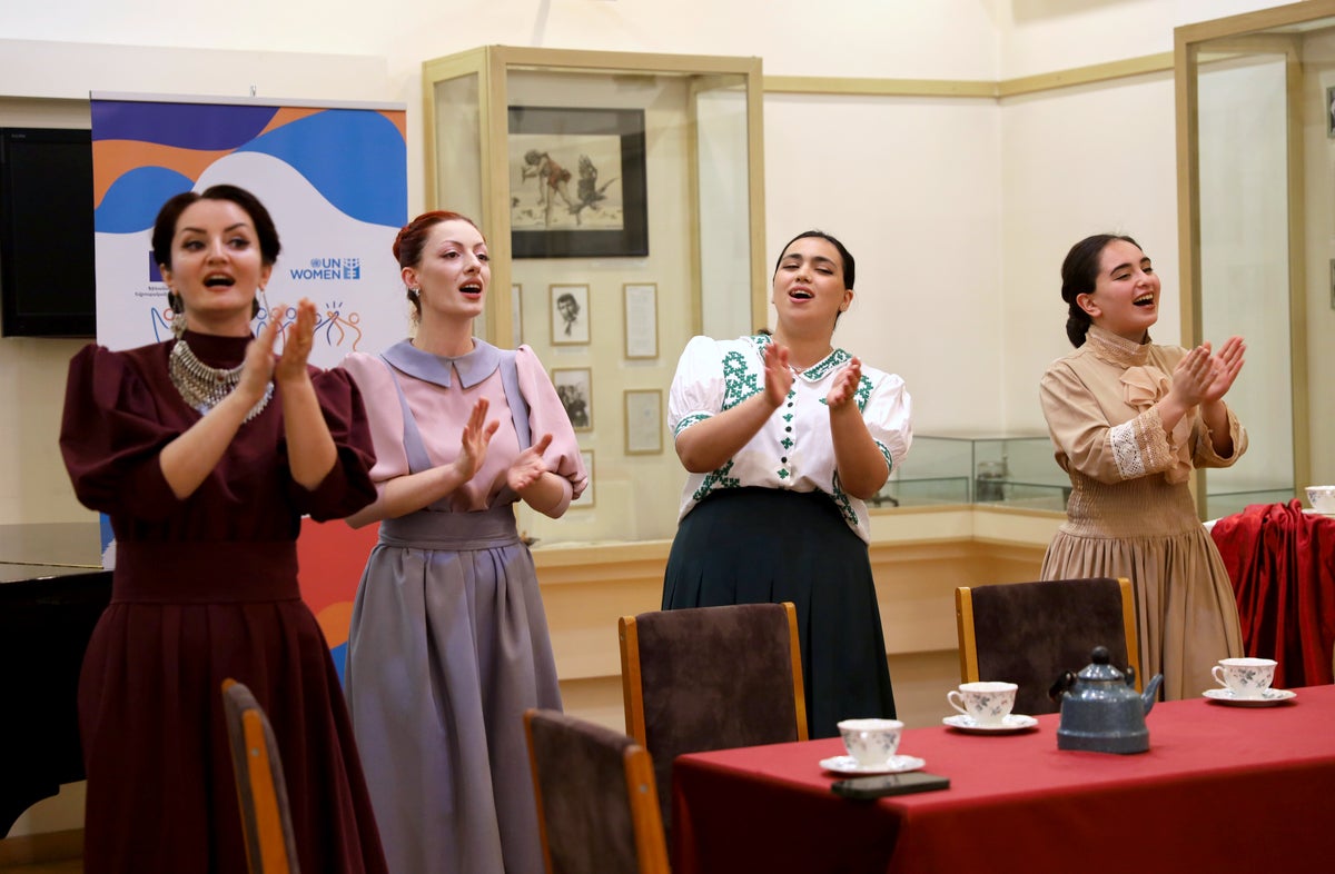 Theatre performance ‘100 Years Later' depicts prominent Armenian women of the twentieth century and their roles in women's empowerment. 