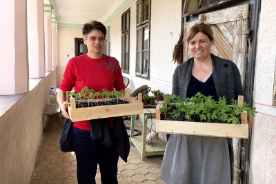Dalida and Ljiljana are happy to say that new seeds and plants are coming to “Good Garden”. Photo credit: Bojana Barlovac/UN Women