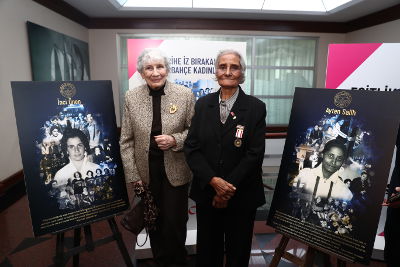 İnci Önen (left) and Ayten Salih, former and pioneer women athletes of Fenerbahçe who pioneered the establishment of women’s volleyball and basketball teams in 1954. Photo:  Fenerbahçe Sports Club