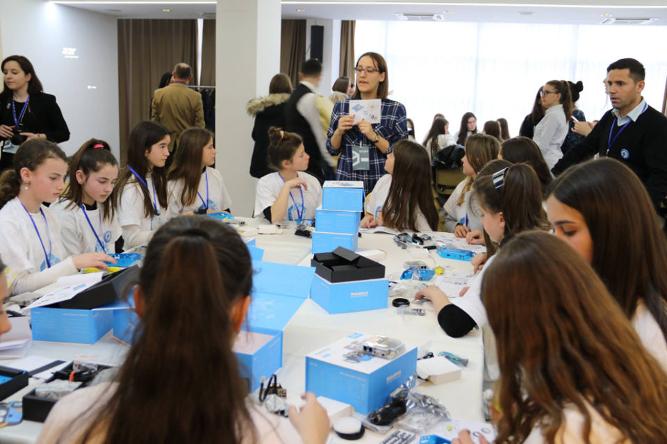 Girls from different Kosovo municipalities participate in “Girls Innovate for Change” workshop allowing them to develop their ICT skills while building robots.  Photo: UNICEF Kosovo Programme