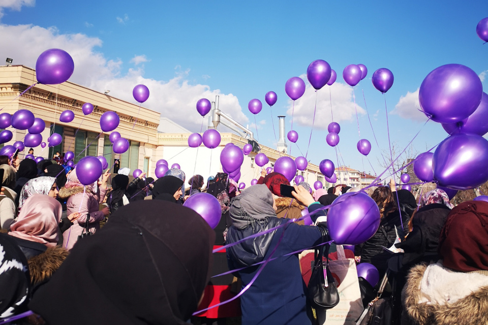 SADA Empowerment and Solidarity Center beneficiaries in International Women's Day event in Gaziantep. Photo: UN Women/Zeynep Aydemir Koyuncu 