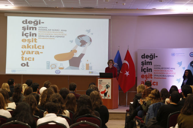 Annika Molin Hellgren, Ambassador, Embassy of Sweden in Ankara addresses the university and high school students. Photo: Aykut Aytac – Tayfun Dalkılıc