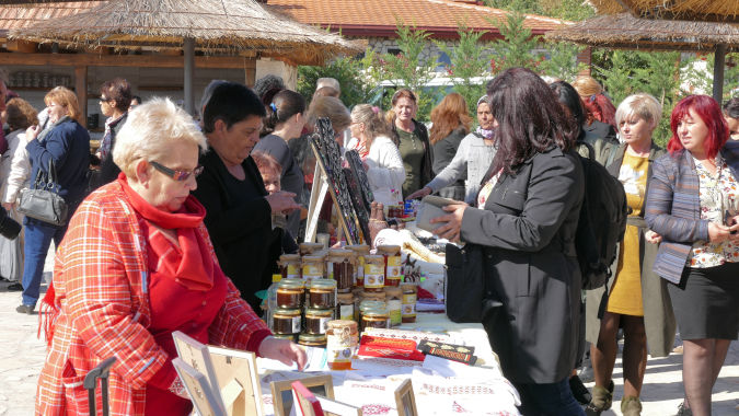 Open market during the International Day of the Rural Women 2018, Village of Kuchkovo, Skopje. Photo: UN Women/Ognen Dimitrovski
