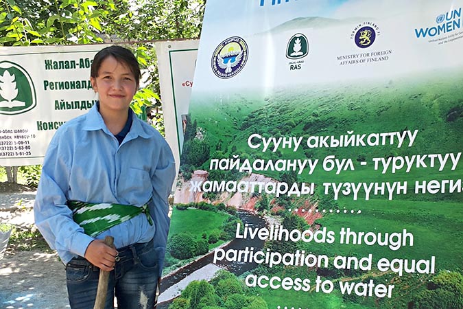 16-year-old Dilera Mavlonova raises awareness about improving women’s and girls’ access to water resources and women’s leadership in water management. Photo: UN Women/Dildora Khamidova